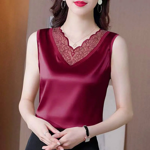 White Lace V-Neck Sleeveless Camisole For Women Summer Solid Color Splicing Base Layer Top Micro Elasticity Polyester Fabric - Product Image 3