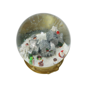 <span class=keywords><strong>Boule</strong></span> <span class=keywords><strong>de</strong></span> <span class=keywords><strong>neige</strong></span> <span class=keywords><strong>de</strong></span> Base en or en verre <span class=keywords><strong>de</strong></span> <span class=keywords><strong>Village</strong></span> <span class=keywords><strong>de</strong></span> noël faite sur mesure avec flocons - Product Image 3