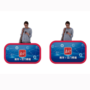 Nouveau Design Compteur Portable Promotionnel En Aluminium Led Éclairage Modulaire Exposition Affiche Comptoir Stand Stand pour l'<span class=keywords><strong>EXPO</strong></span> - Product Image 2