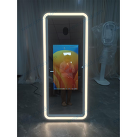 Miroir pliable 32 "LCD écran tactile Photobooth haute luminosité lumière LED DSLR caméra pour Festivals Selfie Flight Case