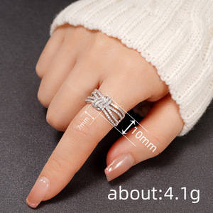 Anello a Strati con Fiocco Elegante per Donne, Gioiello da Dito alla Moda - Product Image 5