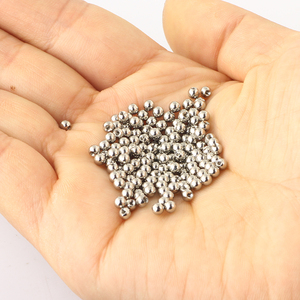 Venta al por mayor de bolas de repuesto de acero quirúrgico con rosca externa de 16g y 14g para piercing industrial, lengua, pezón y ombligo - Product Image 5
