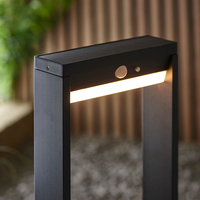 Détecteur de mouvement de tour de borne étanche en aluminium moulé sous pression moderne lampe de pelouse à led extérieure lumière solaire