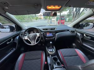 Nissan <span class=keywords><strong>Qashqai</strong></span> <span class=keywords><strong>2018</strong></span> Smart Enjoy Automatico in Pelle Benzina SUV Compatto 2.0L Aspirato Naturalmente Guida a Sinistra 5 Posti - Product Image 2