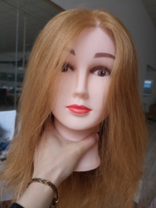 <span class=keywords><strong>Tête</strong></span> de mannequin d'entraînement en gros avec cheveux 100% humains, mannequins de coiffure moins chers pour l'entraînement, modèle de <span class=keywords><strong>tête</strong></span> de <span class=keywords><strong>poupée</strong></span> - Product Image 3