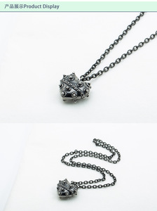 Collar con Colgante en Forma de Corazón Tridimensional de Acero Inoxidable, Estilo Punk Oscuro Europeo Americano, Personalizado y Moderno - Product Image 5