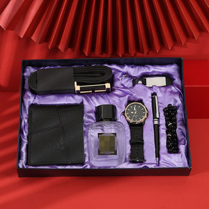 Conjunto de reloj de regalo cinturón + monedero + perfume + llavero + Disco reloj de cuarzo + bolígrafo + pulsera 7 pcs/set - Product Image 1