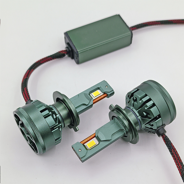 Upgraded High Power 100W Auto Lighting System 3570CSP H11 H4 H7 H1 H3 9005 Vehicle Motorcycle Led Headlight Bulbs for Car