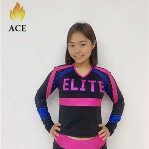 Nuovo Set Personalizzato per Cheerleading con <span class=keywords><strong>Top</strong></span> <span class=keywords><strong>Sportivo</strong></span> per Ragazze in Tessuto Metallizzato Rosa e Strass AB - Product Image 3