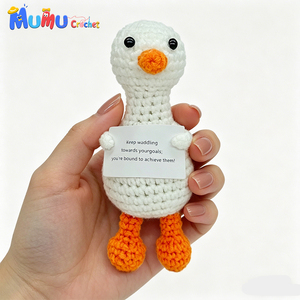 Bambola di Oca all'Uncinetto Personalizzata, Fatta a Mano, in Cotone Ecologico, Divertente Animale di Supporto Emotivo, Regalo di Compleanno per Donne - Product Image 4
