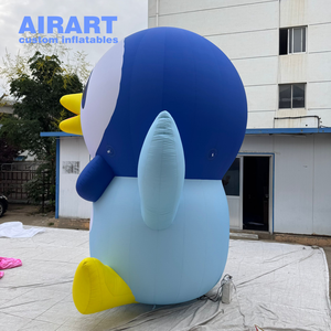 Mascotte de <span class=keywords><strong>poule</strong></span> géante de 4 m de haut pour les enfants, décoration de <span class=keywords><strong>parc</strong></span>, activité de pelouse, ballon de pingouin gonflable personnalisé - Product Image 3