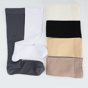 Chaussettes de compression professionnelles 200n haute élasticité personnalisées, couleur unie, nylon, pour femmes et hommes, chaussettes de sport, chaussettes de course, chaussettes de compression - Product Image 5