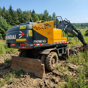 Escavatore Idraulico Gommato Hyundai R210W-VS - Product Image 1