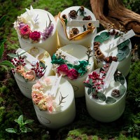 Coffret Cadeau de Luxe Bougie Parfumée Personnalisable avec Logo, aux Fleurs Séchées et Cire de Soja pour Décoration