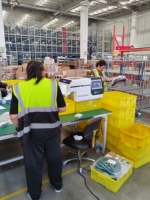 Compteur visuel VisCount VST-1 pour vis de meubles, attaches, clips en plastique, connecteurs, broches – Machine de comptage et d'emballage par vision