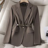 Nouveau Manteau de Costume pour Femme Automne, Col Revers, Couleur Unie, Style Professionnel Décontracté, Tendance Bureau, avec Ceinture