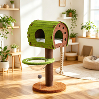 Arbre à chat, griffoir, maison et lit pour chat en bois, design moderne et luxueux, personnalisable en couleur, sur mesure, vente en gros