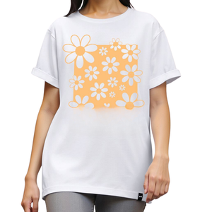 2025 T-shirt Boxy Fit en gros pour femmes et filles-T-shirt décontracté à manches courtes à motif mignon | Vêtements mignons personnalisés OEM - Product Image 2