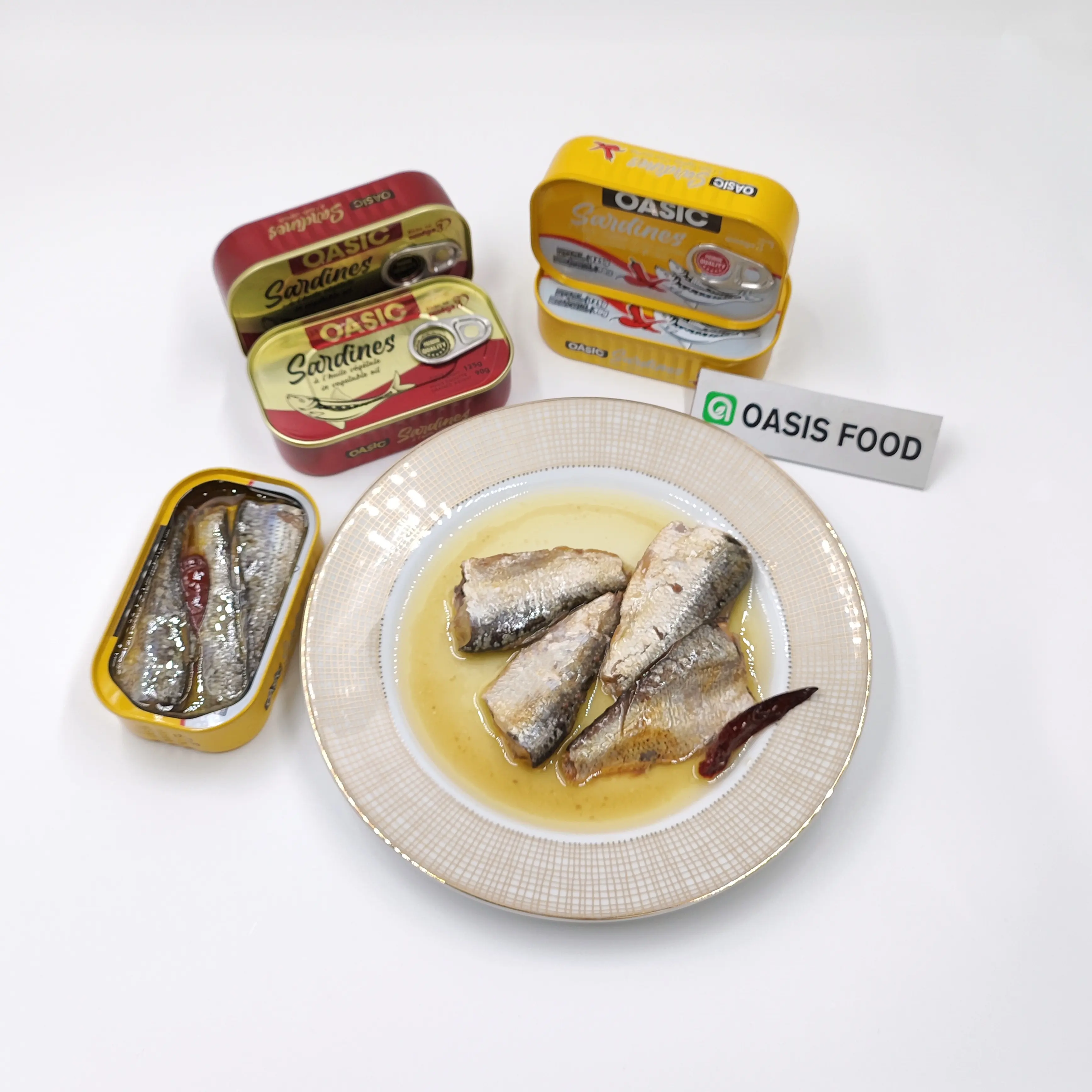 Марш, частная марка, фабрика, приготовила вкусные консервированные рыбные сардины в растительном масле и с Чили по более низкой цене