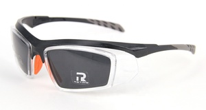 نظارات شمسية كلاسيكية TR90 بإطار أمان ومستقطبة رياضية عالية الجودة - Product Image 5