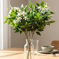 Vente en gros de haies artificielles à longues branches, feuilles vertes, fleurs de cerisier, en PE moderne, pour décoration murale et de table à la maison