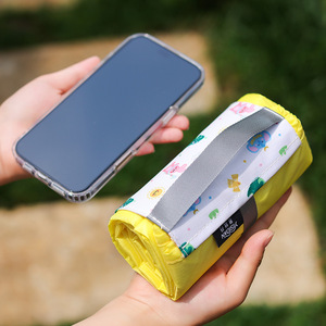 เสื่อปิกนิกแบบพกพา YSD 80626 ไนลอน PVC กันความชื้น รูปทรงสี่เหลี่ยมผืนผ้า สำหรับการเดินทางกลางแจ้ง ชายหาด ตั้งแคมป์ หลายคน - Product Image 2