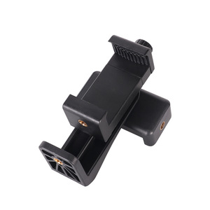 Clip Universal para Teléfono K6 con Doble Orificio y Abrazadera Giratoria para Transmisión en Vivo, Viajes, Selfies y Grabación - Product Image 1