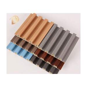 Panel de Pared Decorativo Interior de Material Compuesto de Madera y Plástico (WPC) DELIKANG, Acanalado, 1500*170*24mm, Flexible, Impermeable e Ignífugo - Product Image 1