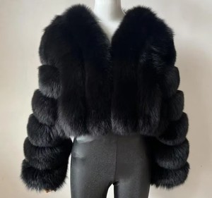 Manteaux en fausse fourrure de <span class=keywords><strong>renard</strong></span> moelleux pour femmes, vestes tendance d'hiver, trench-coats, grande taille, nouveau design pour adultes, vêtements chauds d'extérieur pour maman et <span class=keywords><strong>moi</strong></span> - Product Image 3