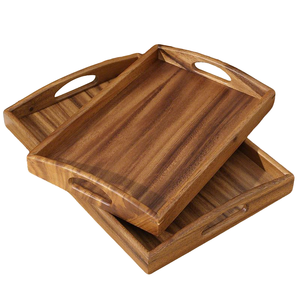 Plateau de service rectangulaire en bois massif naturel avec poignées, couleur noyer noir, style classique, multifonctionnel, pour salon, salle de bain - Product Image 1