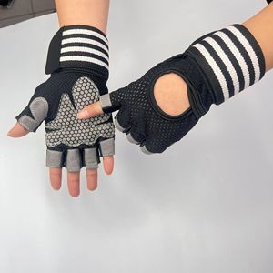 <span class=keywords><strong>Guantes</strong></span> de Entrenamiento de <span class=keywords><strong>Calistenia</strong></span> y Levantamiento de Pesas Económicos con Soporte para Muñeca, Logotipo Personalizado para Deportes al Aire Libre y Entrenamientos - Product Image 2