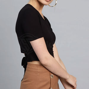 เสื้อครอปไซส์ใหญ่สำหรับผู้หญิงเสื้อครอปดีไซน์ออกแบบเองเป็นมิตรต่อสิ่งแวดล้อมสไตล์ลำลองฤดูร้อนไซส์ใหญ่พิเศษผลิตในปากีสถาน - Product Image 3