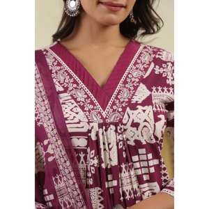 Premium Ladies Kurta para verano, venta al por mayor, nueva moda, conjunto de Kurti de algodón indio tradicional con bordado hecho a mano - Product Image 5