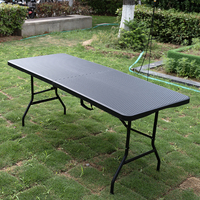 EN581 Table à manger rectangulaire moderne de 180cm poignée de transport pliante en plastique noir blanc léger pour l'entrée extérieure de l'hôtel