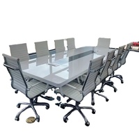 Ensemble de table de conférence de luxe moderne avec chaises Mobilier de bureau pliable en MDF pour l'école et les salles de réunion