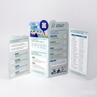 Impression de dépliants personnalisés OEM découpés sur mesure, brochure pliée en trois avec logo personnalisé, impression offset pour la publicité et l'affichage