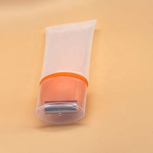 Vente en gros Crème pour le <span class=keywords><strong>visage</strong></span> vide personnalisée Huile de <span class=keywords><strong>massage</strong></span> pour le <span class=keywords><strong>visage</strong></span> Rouleau à billes d'acier unique Emballage de tube de <span class=keywords><strong>massage</strong></span> ovale en PE - Product Image 5