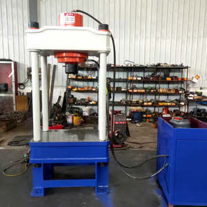 Presse hydraulique à quatre colonnes de 100 tonnes, 150 tonnes, 200 tonnes, 500 tonnes, 380V, course personnalisée. - Product Image 1