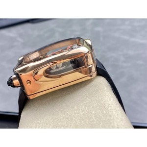 Montre mécanique de luxe de haute qualité, boîtier tonneau en acier inoxydable, verre saphir, bracelet en caoutchouc de 24 mm, résistance à l'eau 3 ATM, réserve de marche - Product Image 4
