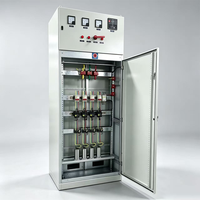 Gabinete de Compensación de Condensadores de Bajo Voltaje Fuken Personalizado, Panel de Banco de Condensadores para Corrección del Factor de Potencia Trifásico, Control PLC, IP55