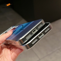 Coque de téléphone de luxe en fibre de carbone pour iPhone 17, compatible avec iPhone 18, 17, 16, 15, 14 Pro Max Plus, avec recharge magnétique sans fil