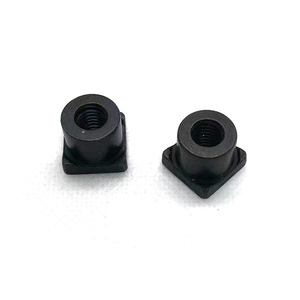Tuerca de tracción Yan Shun de cabeza cuadrada, rosca no estándar, acero al carbono grado 8.8, ennegrecimiento por oxidación, para aplicaciones de remaches de orificio ciego - Product Image 2