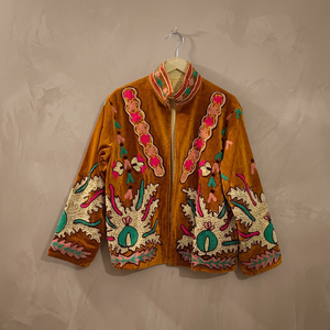 Veste en velours à col mandarin avec motif floral brodé à la main, manches longues, vêtement d'automne pour femmes, longueur standard - Product Image 1