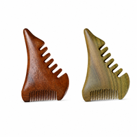 Peigne de massage du cuir chevelu en bois en gros, bois de santal doré, bois de santal vert, peigne Gua Sha, peigne à dents larges et fines, logo personnalisé OEM ODM Spa