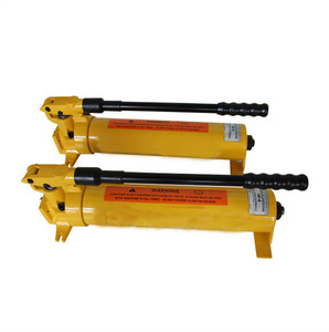 แม่แรงไฮดรอลิกแบบแมนนวล Enerpac 700 บาร์ รุ่น Same Steel แบบสองทาง พร้อมปั๊มมือ - Product Image 4