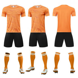 OEM Custom Soccer Kits Atmungsaktive Quick Dry Training Wear Erwachsene Fußball trikots Fußball uniformen Männer Fußball trikots - Product Image 3