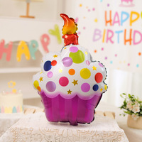 Décoration de fête gonflable 3D stéréoscopique en forme de gâteau d'anniversaire et ballon pour aménagement de scène de fête