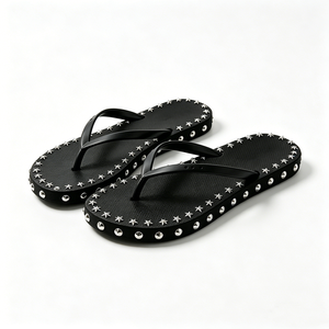 Infradito da donna nere in EVA con logo personalizzato, decorazioni con stelle argentate e borchie, stile punk, <span class=keywords><strong>sandali</strong></span> estivi da spiaggia - Product Image 5