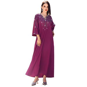 Robe arabe pour femme BA5149, nouvelle collection, couleur <span class=keywords><strong>framboise</strong></span>, printemps, polyester, abaya, broderie, strass, couture à la main, décolleté en cœur - Product Image 1