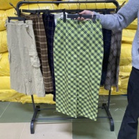 Jupes d'hiver d'occasion en balles, vente en gros, jupes imprimées de seconde main pour la revente